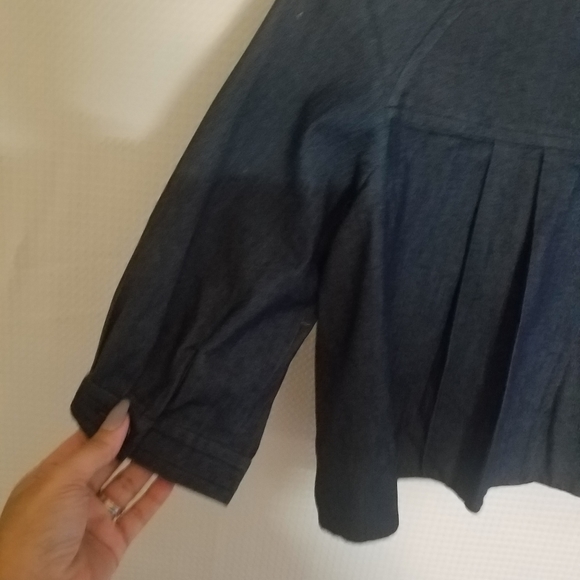 Light Jean jacket - Picture 7 of 11